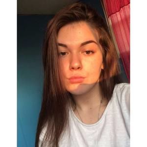 Meet your Posher, Lyndzy